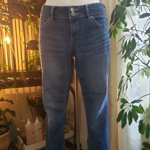 Elle Paris jeans